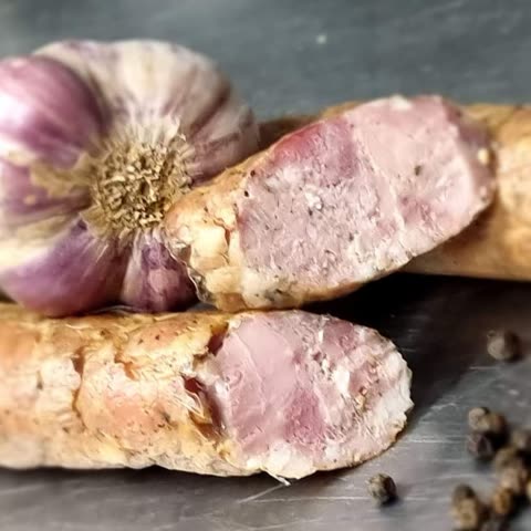 kiełbasa tradycyjna parzona